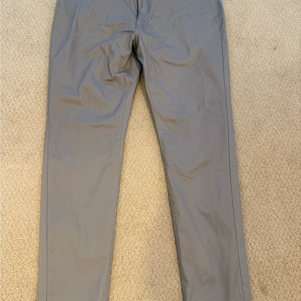 Izod Gray men’s premium 5 pocket stretch pants